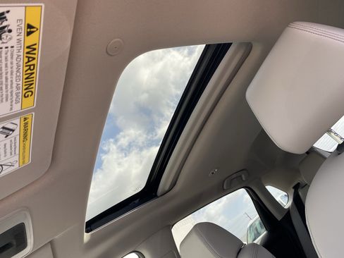 Used 2026 Honda HR-V EX-L image 29