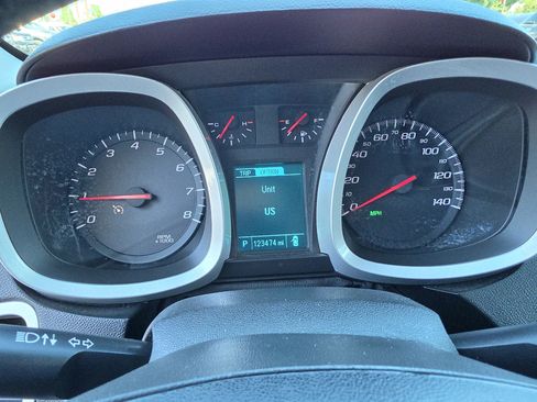 Used 2017 Chevrolet Equinox LT w/ Convenience Package FWD image 14