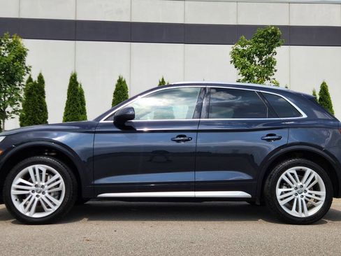 Used 2018 Audi Q5 Prestige w/ Prestige Package AWD/4WD image 2