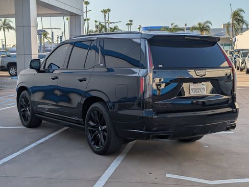Certified 2023 Cadillac Escalade Sport Platinum AWD/4WD image 10