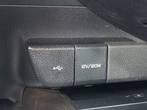 Used 2022 Toyota Camry SE w/ Audio Upgrade Package FWD image 26