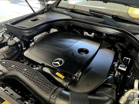 Used 2022 Mercedes-Benz GLC 300 image 29