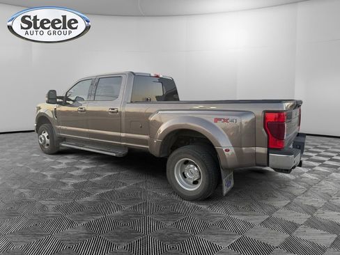 Used 2021 Ford F350 Lariat w/ Lariat Ultimate Package image 3