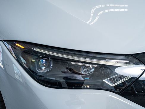 Used 2023 Mercedes-Benz EQE 500 4MATIC Sedan image 19