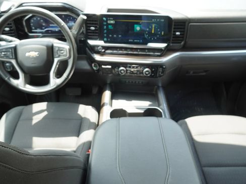 Used 2024 Chevrolet Silverado 2500 LT w/ Texas Edition AWD/4WD image 11