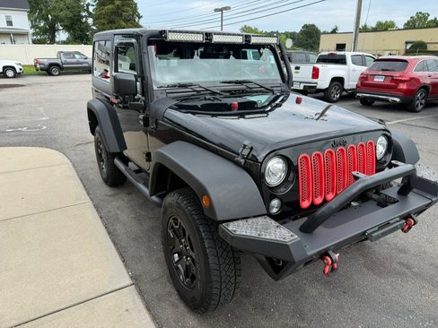 Used 2017 Jeep Wrangler Sport AWD/4WD image 11