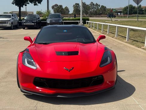 Used 2019 Chevrolet Corvette Grand Sport RWD image 2