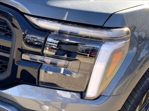 New 2025 Ford F150 Lariat w/ Equipment Group 501A Mid image 13