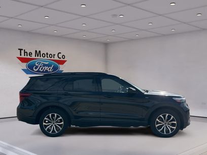 Certified 2023 Ford Explorer ST-Line w/ Class IV Trailer Tow Package