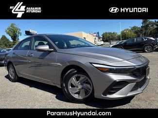 Used 2026 Hyundai Elantra SE FWD 360° Tour