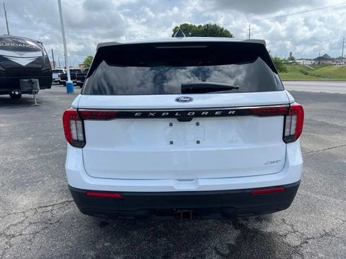 Used 2026 Ford Explorer Active AWD/4WD image 5