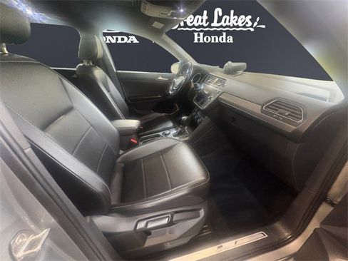 Used 2021 Volkswagen Tiguan SE R-Line image 15