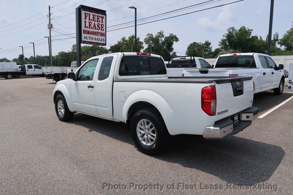 Used 2016 Nissan Frontier SV RWD image 3
