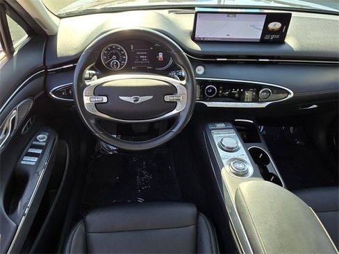 Used 2022 Genesis GV70 2.5T w/ Select Package image 13