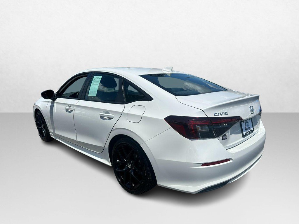 Used 2025 Honda Civic Sport image 4