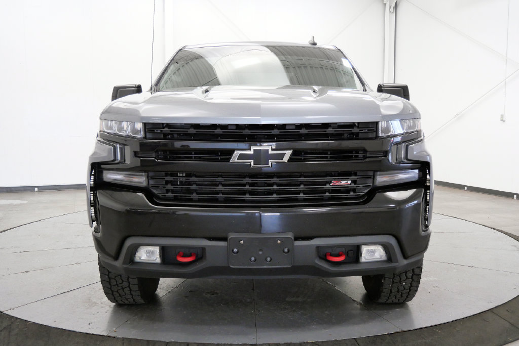 Used 2021 Chevrolet Silverado 1500 LT Trail Boss w/ Bed Protection Package AWD/4WD image 3