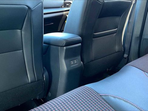 New 2026 Nissan Kicks SR image 20