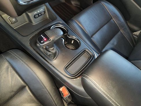 Used 2020 Dodge Durango R/T w/ Technology Group image 23