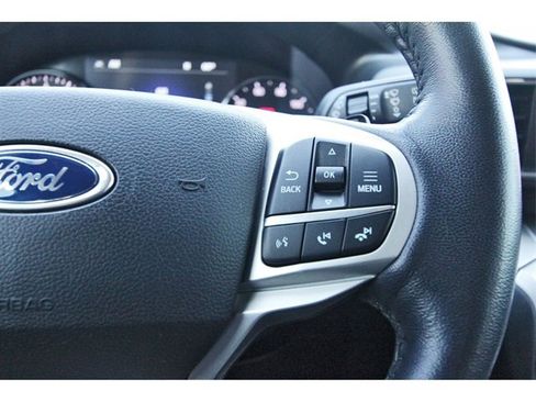 Used 2020 Ford Explorer XLT w/ Equipment Group 202A image 20