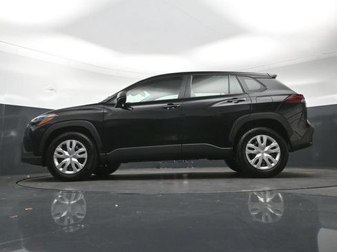 Used 2026 Toyota Corolla Cross L FWD image 35