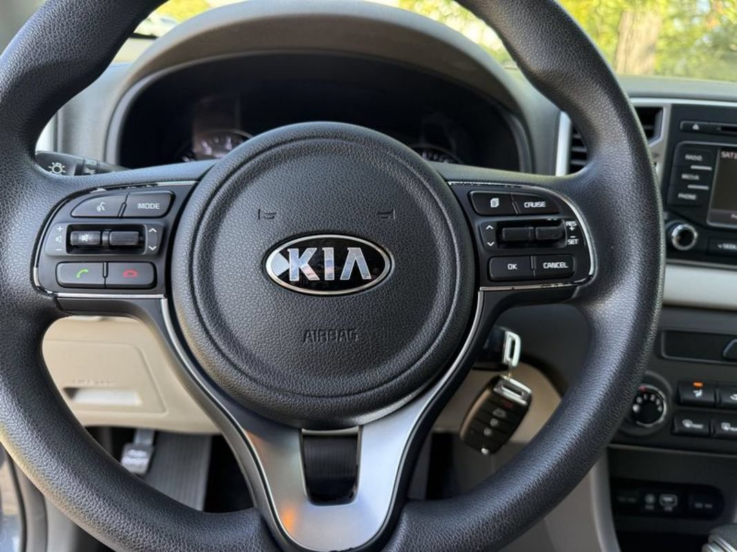 Used 2017 Kia Sportage LX FWD image 18