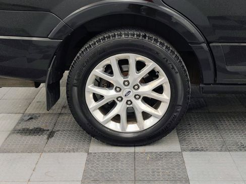 Used 2017 Ford Expedition Limited AWD/4WD image 13