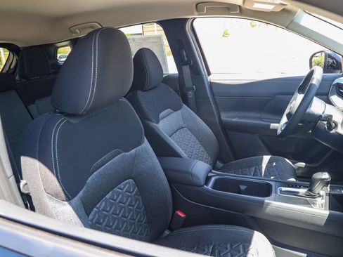 New 2026 Nissan Kicks SV w/ Interior Electronics Package FWD image 21