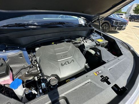 New 2025 Kia Telluride S image 19