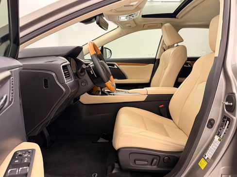Used 2022 Lexus RX 350 FWD w/ Premium Package image 5