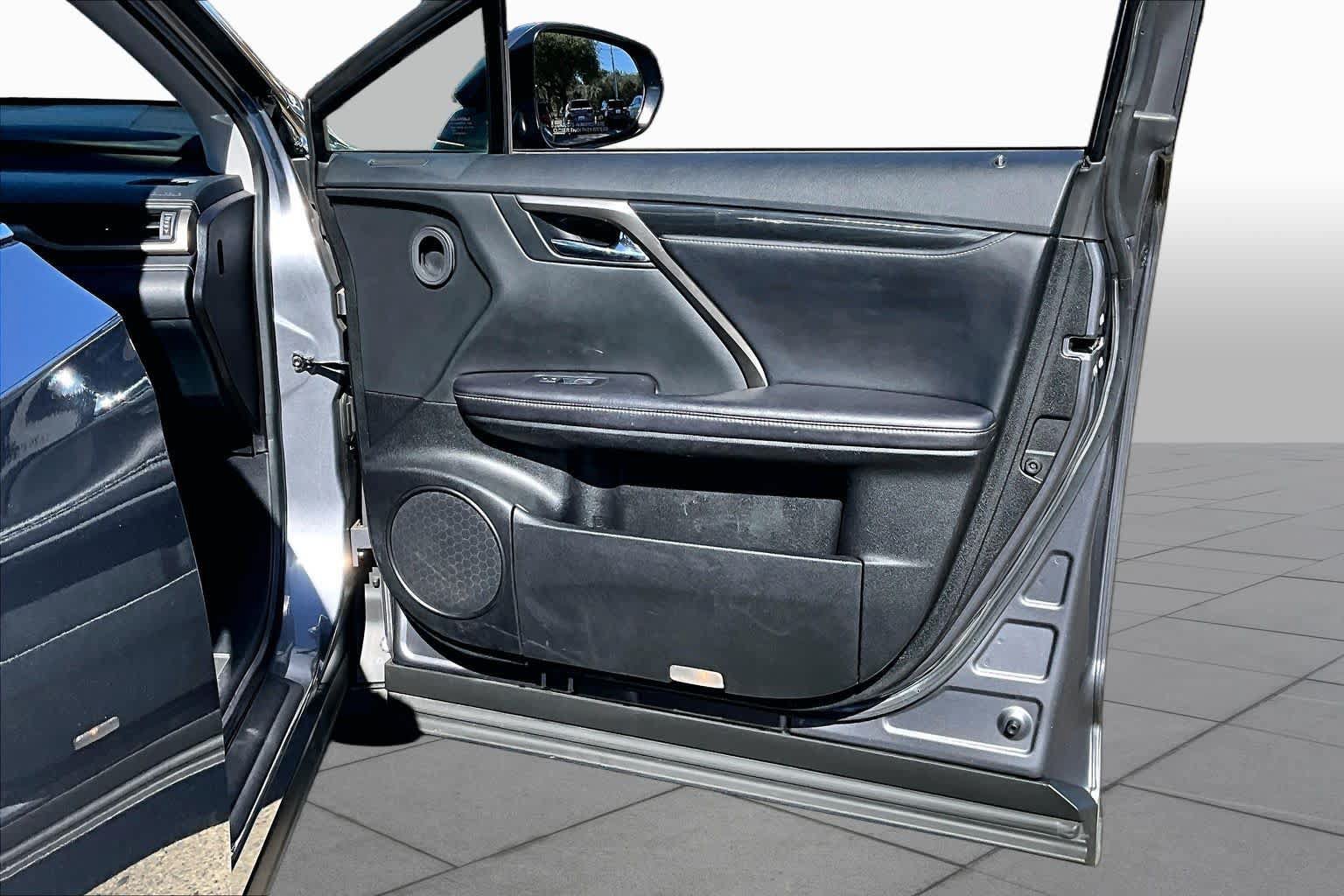 Used 2017 Lexus RX 350 FWD w/ Accessory Package image 22