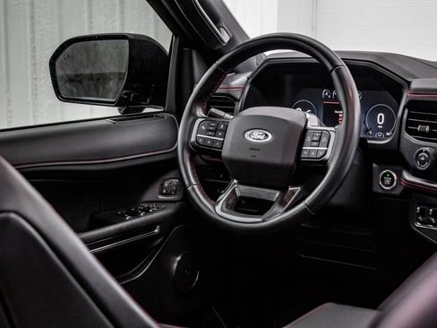 Used 2022 Ford Expedition Max Limited image 42