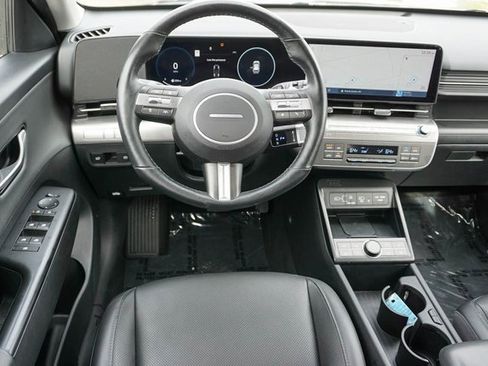 Used 2024 Hyundai Kona Limited image 17