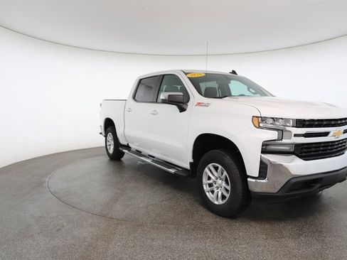 Used 2020 Chevrolet Silverado 1500 LT w/ All-Star Edition image 27