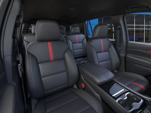 New 2026 Chevrolet Traverse RS AWD/4WD image 16