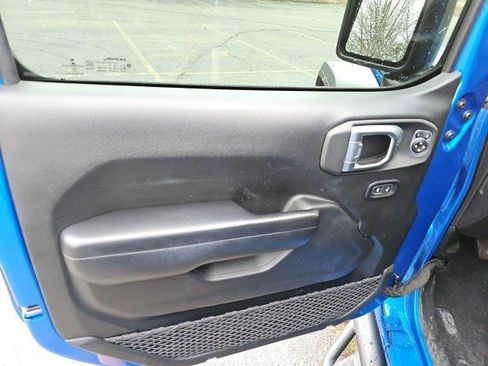 Used 2021 Jeep Wrangler Unlimited Rubicon 4xe w/ Cold Weather Group image 21