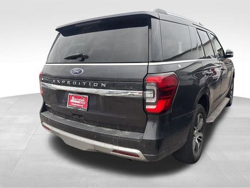 Used 2024 Ford Expedition Limited image 17