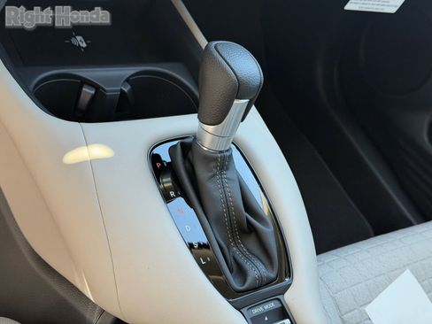 Used 2026 Honda HR-V LX image 11