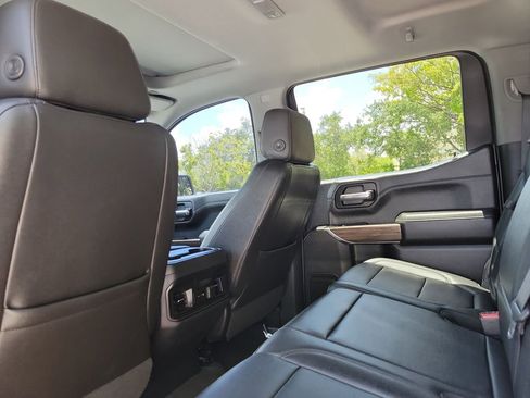 Used 2019 Chevrolet Silverado 1500 LT Trail Boss AWD/4WD image 16
