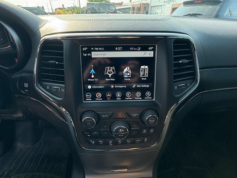Used 2018 Jeep Grand Cherokee High Altitude AWD/4WD image 22
