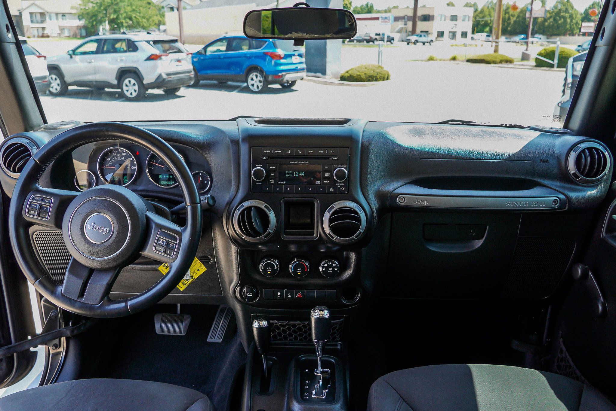 Used 2017 Jeep Wrangler Unlimited Sport w/ Max Tow Package AWD/4WD image 28