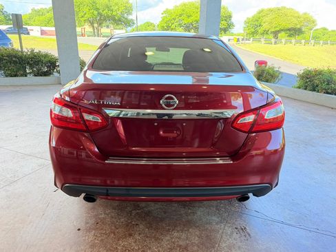 Used 2017 Nissan Altima 2.5 S w/ Power Driver Seat Package FWD image 5