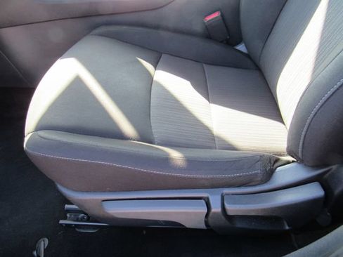 Used 2025 Nissan Sentra SV FWD image 18