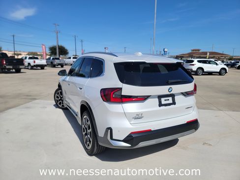 Used 2025 BMW X1 xDrive28i image 5
