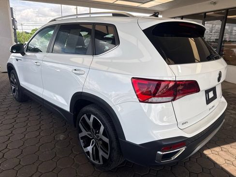 Used 2022 Volkswagen Taos SEL AWD/4WD image 9