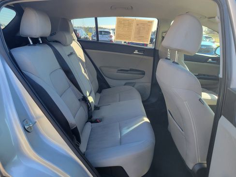Used 2022 Kia Sportage LX image 27