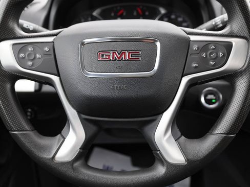 Used 2024 GMC Terrain SLE AWD/4WD image 18