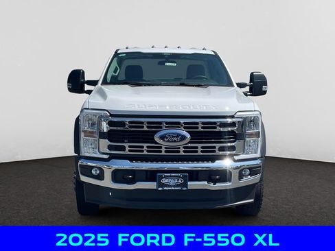 New 2025 Ford F550 4x4 Regular Cab Super Duty w/ XL Chrome Package image 7