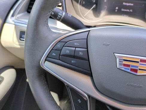 Used 2023 Cadillac XT5 Premium Luxury FWD image 21