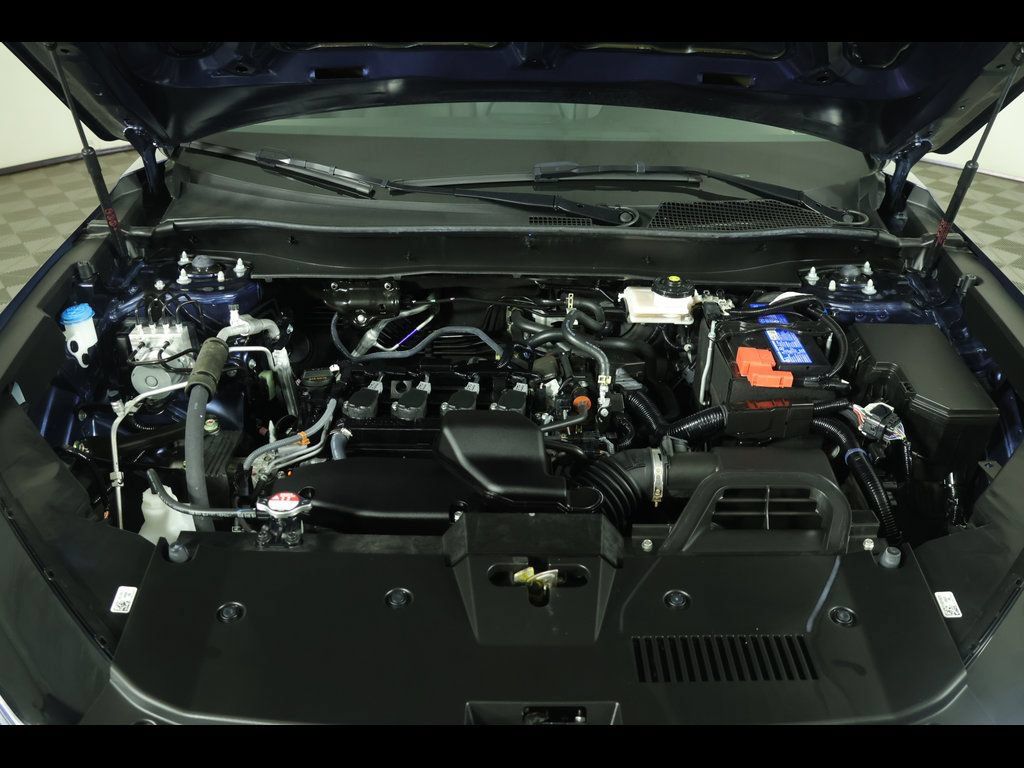Used 2025 Honda CR-V LX image 19