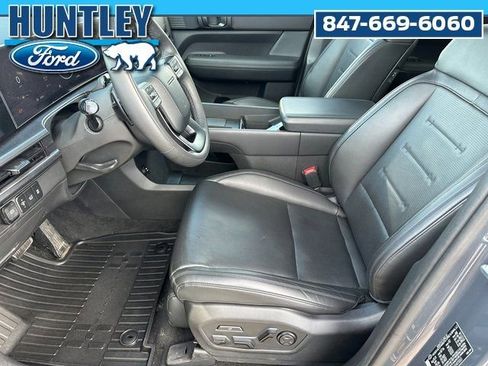 Used 2025 Hyundai Santa Fe Calligraphy image 26